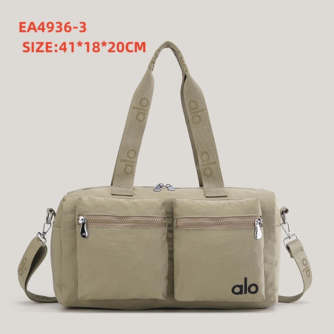 Alo Yoga — תיק נסיעות · EA4936