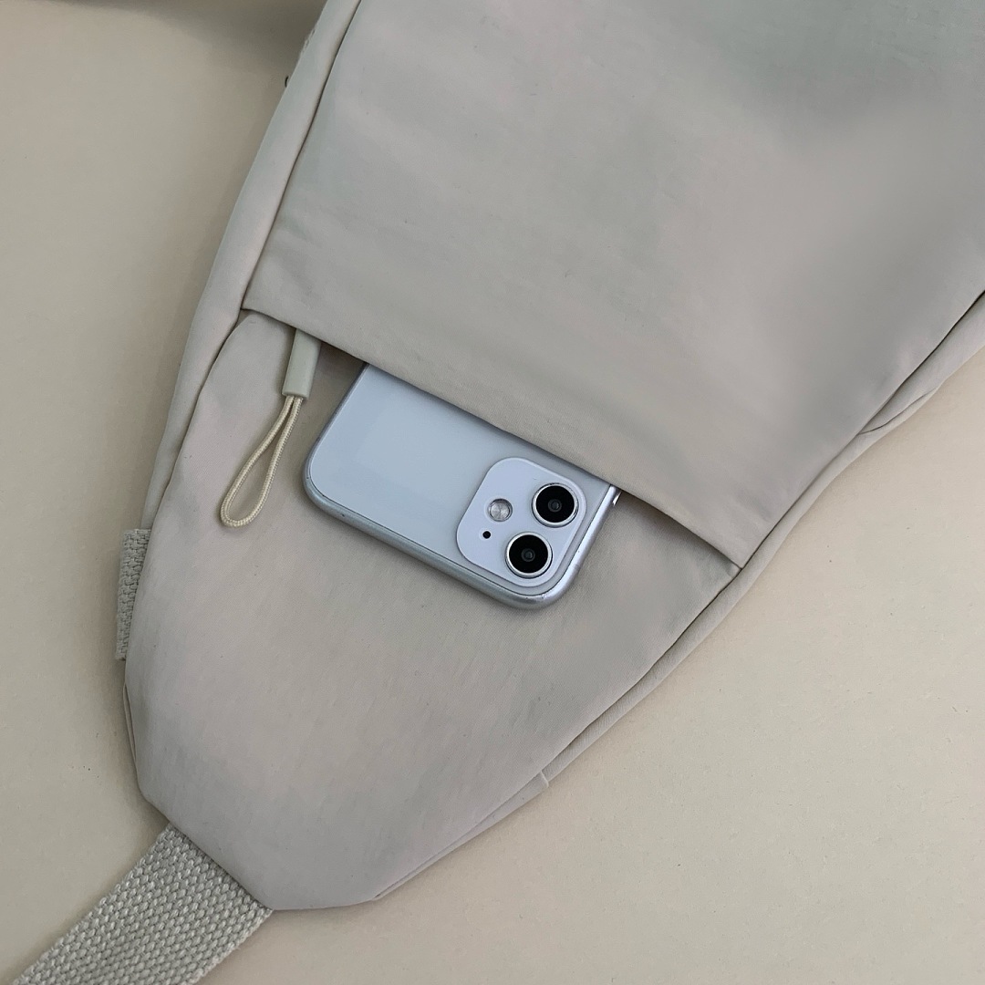 Lululemon Large Slouchy Sling Bag · WL28241 — תמונה 7