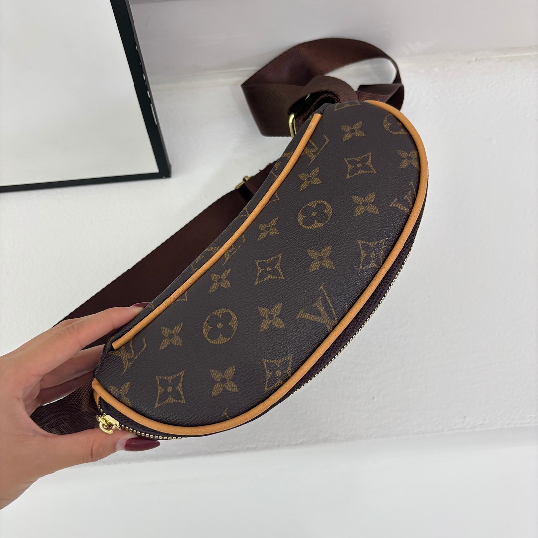 Louis Vuitton Rush Bumbag · EL5906 — תמונה 11