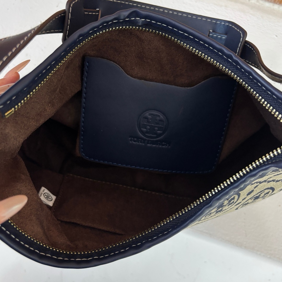 Tory Burch T Monogram Crescent Bag · ET8681 — תמונה 5