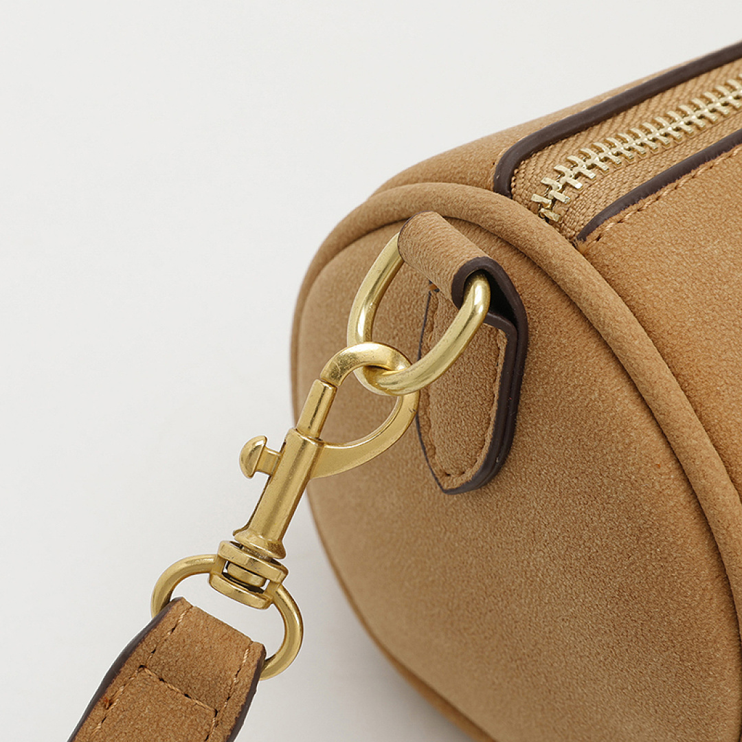 Coach Nolita Barrel Bag · EC6661 — תמונה 26