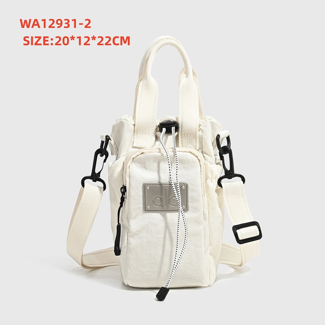 Alo Yoga Cross Body Bucket Bag · WA12931 — תמונה 5