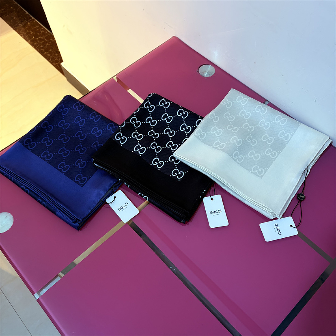 Gucci — מטפחת משי · SG50604 — תמונה 35