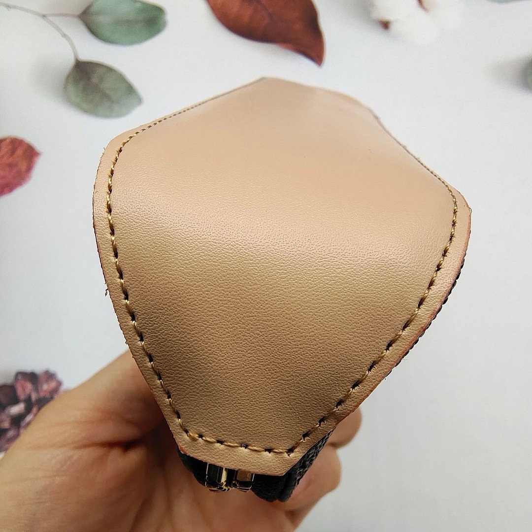 Louis Vuitton Charlotte Pencil Pouch · WL20587 — תמונה 7