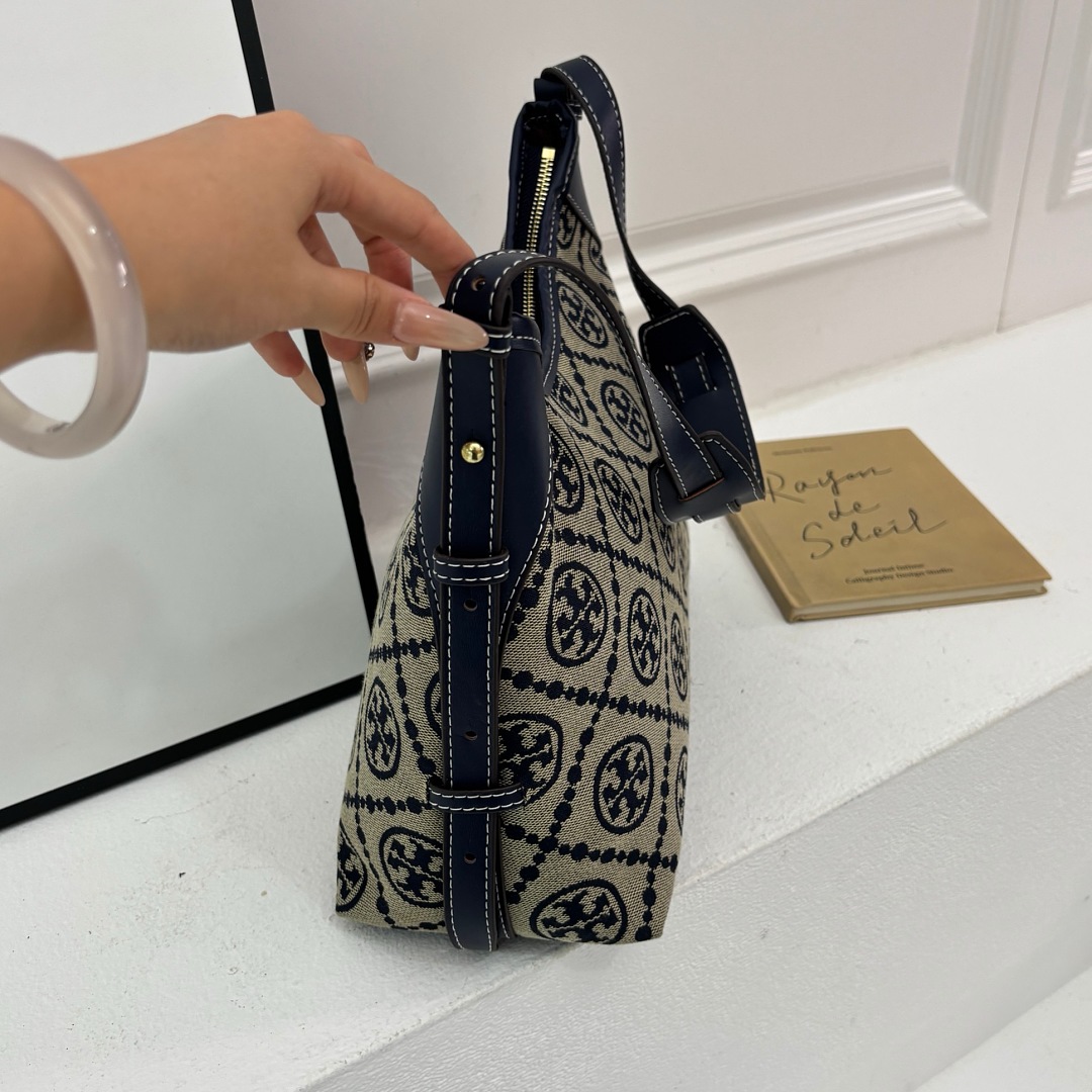 Tory Burch T Monogram Crescent Bag · ET8681 — תמונה 8