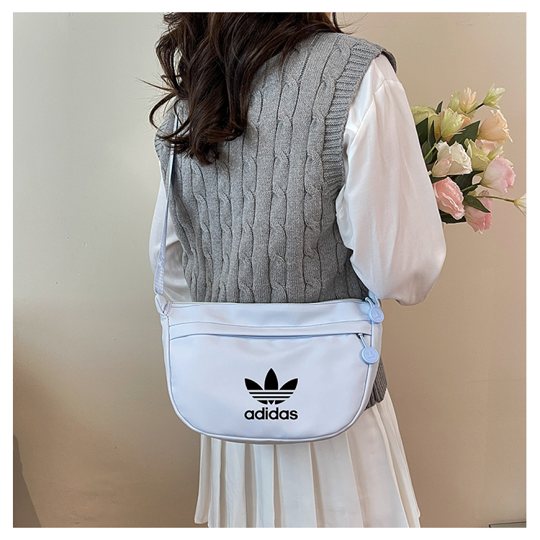 Adidas OG Mini Crescent Crossbody · DA894412 — תמונה 8