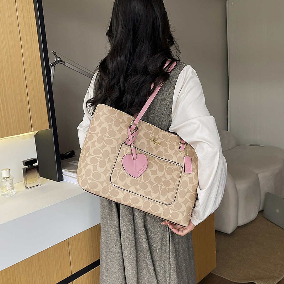 Coach Station Tote Bag · EC6672 — תמונה 19