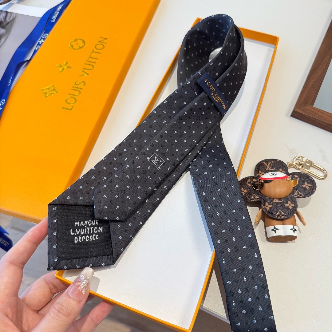 Louis Vuitton LV Dual Tie · WL66857 — תמונה 9