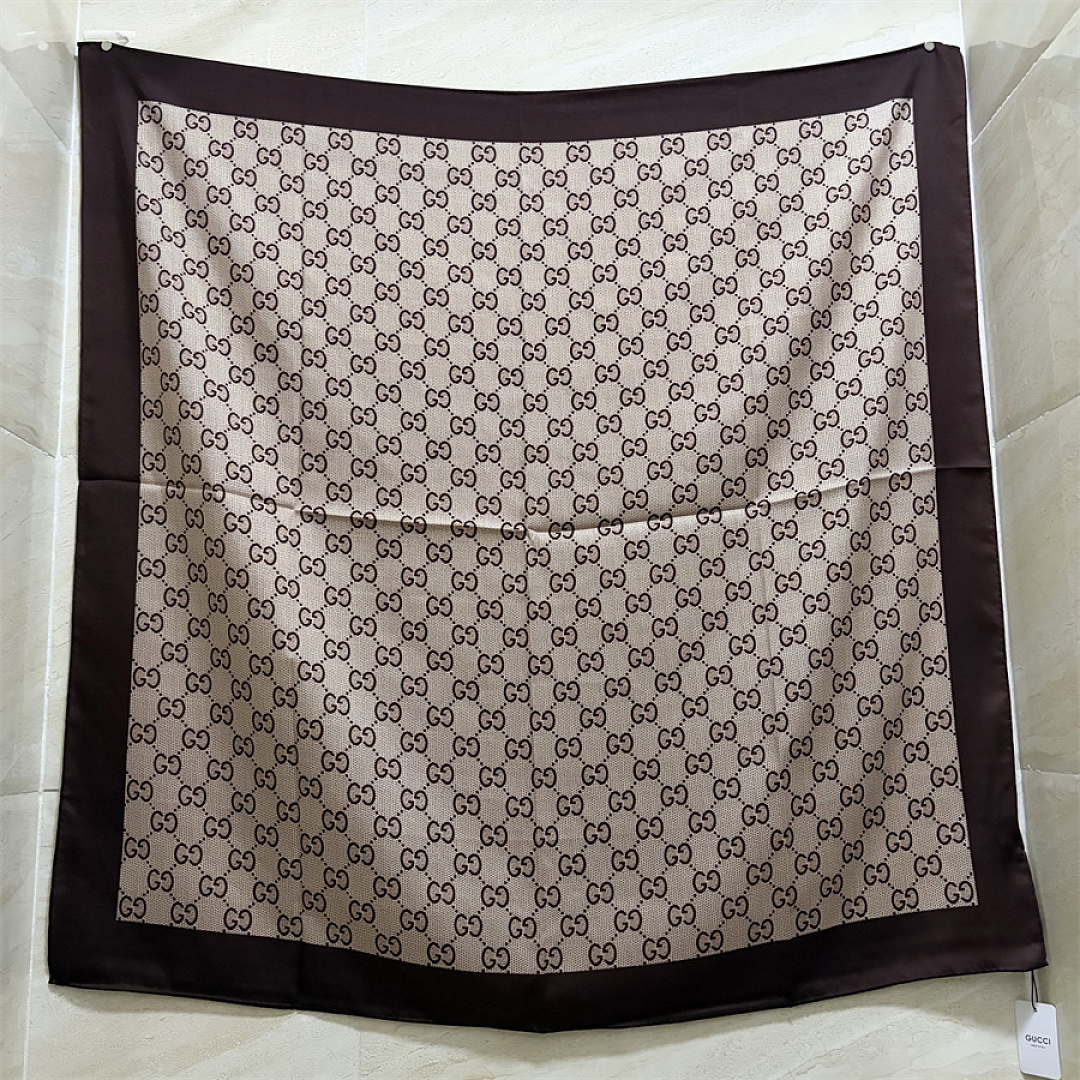 Gucci — מטפחת משי · SG50604 — תמונה 19