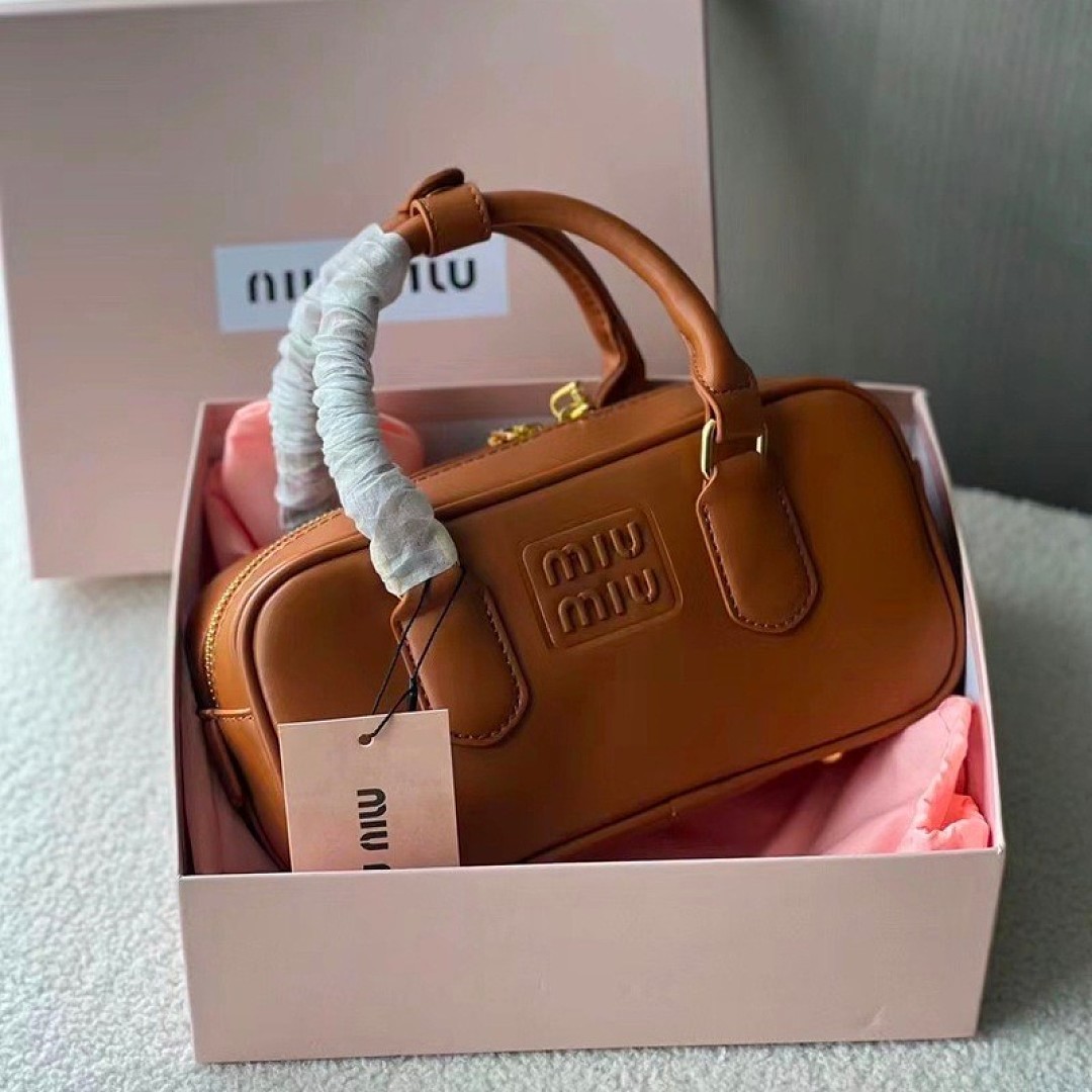Miu Miu Arcadie · WM85450 — תמונה 8