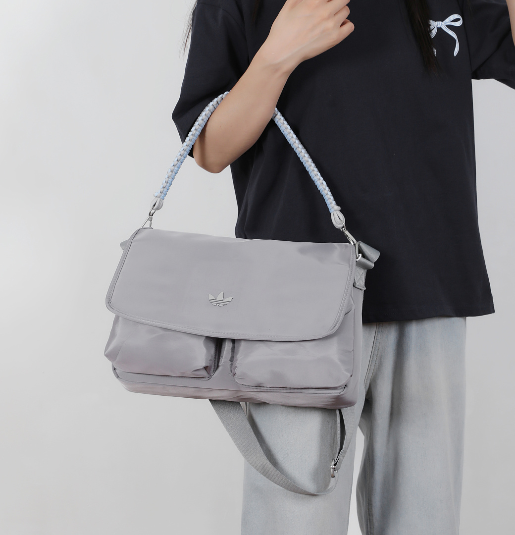 Adidas Adicolor Messenger Bag · DA92181 — תמונה 27