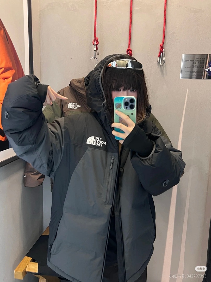 The North Face Himalayan Down Parka · BT34035 — תמונה 11