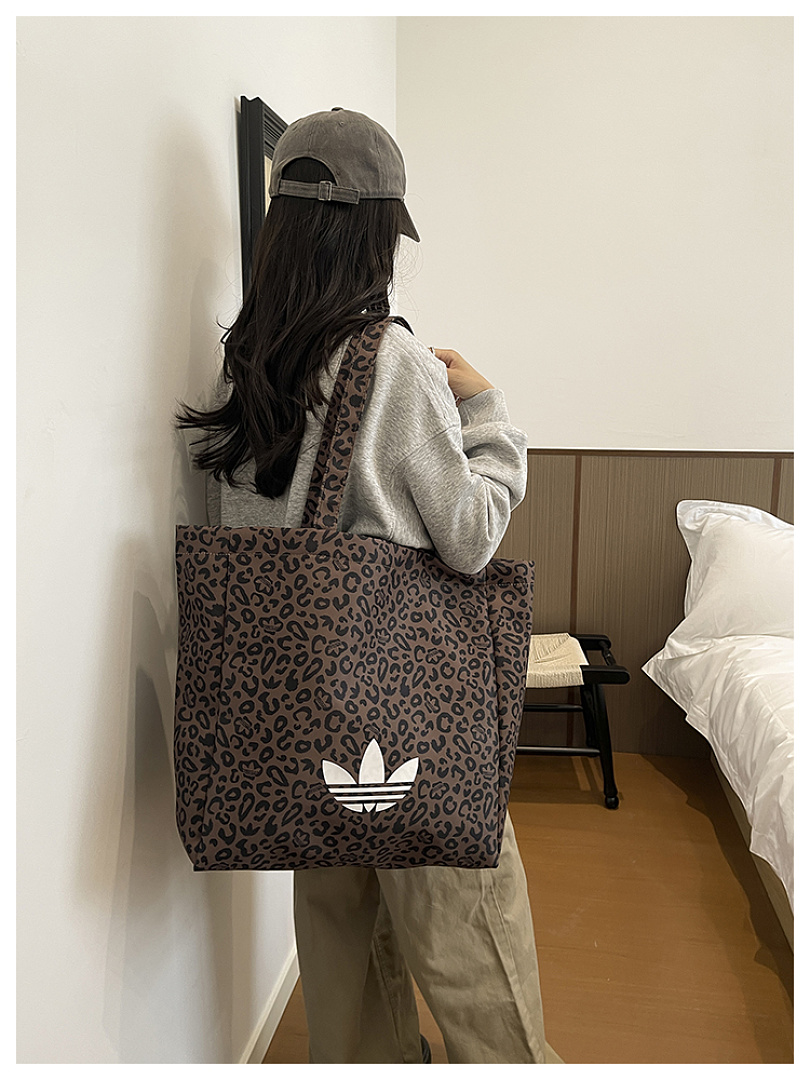 Adidas Leopard Tote · EA1203 — תמונה 15