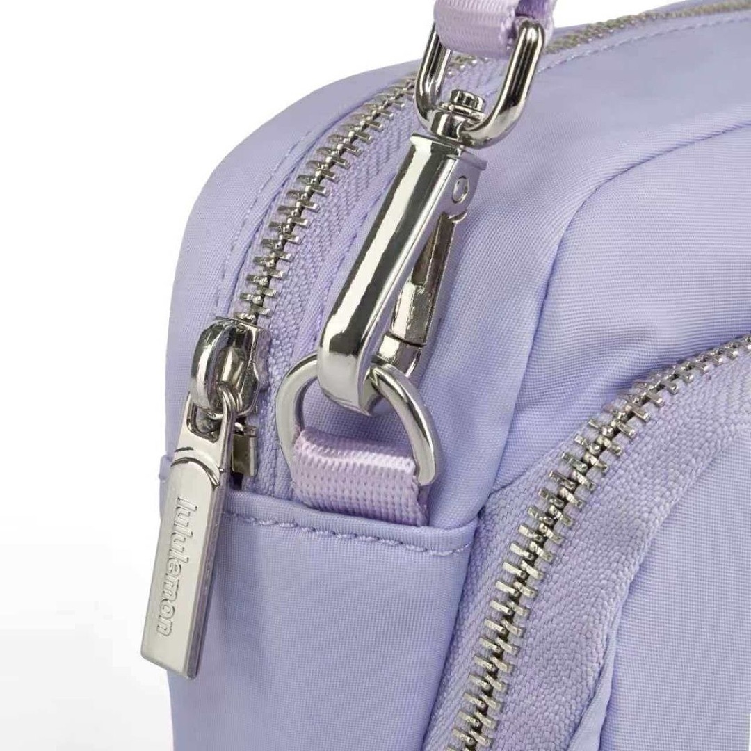Lululemon Everywhere Crossbody Bag 2L · WL58079 — תמונה 11