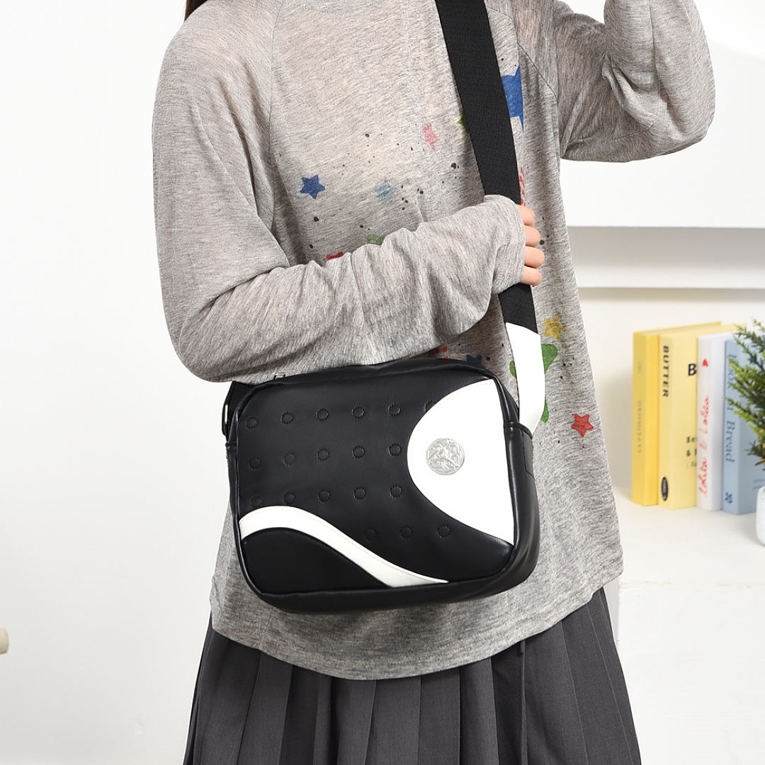 Jordan AJ13 Messenger Bag · EJ35339 — תמונה 31