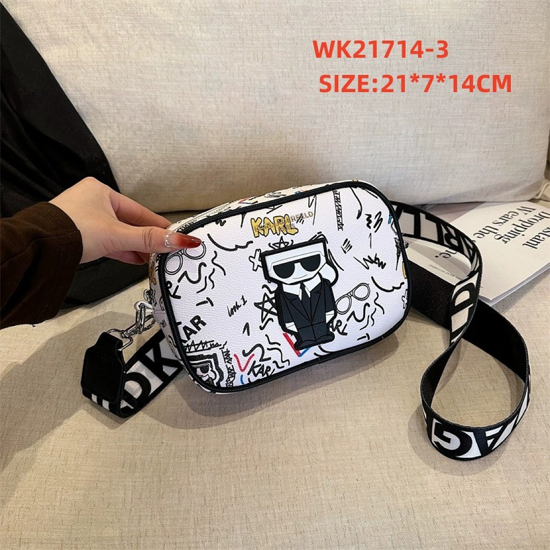Karl Lagerfeld Paris Maybelle Camera Crossbody · WK21714 — תמונה 9