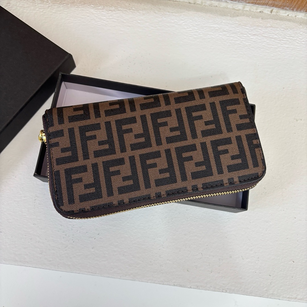 Fendi FF Squared Zip-Around · EF46621 — תמונה 7