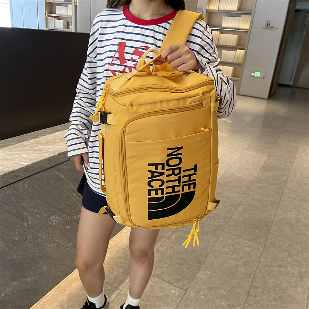 The North Face Base Camp Fuse Box · ET0756 — תמונה 9