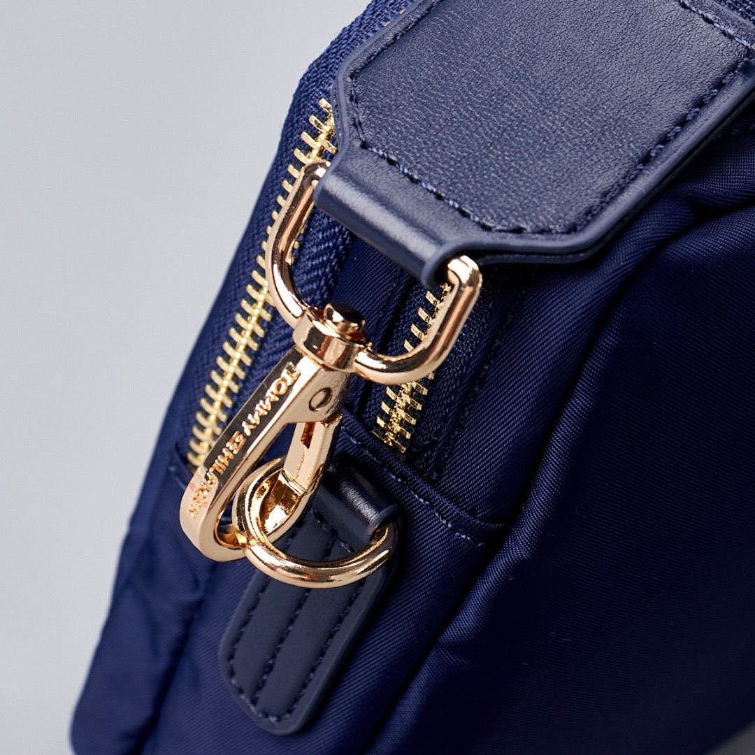 Tommy Hilfiger Popette Global Stripe Crossbody Camera · WT24587 — תמונה 12