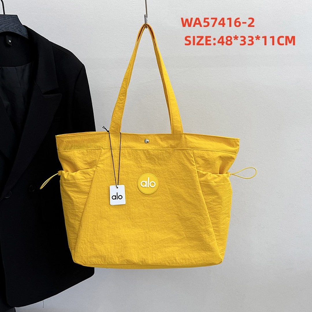 Alo Aura Universal Tote · WA57416 — תמונה 4
