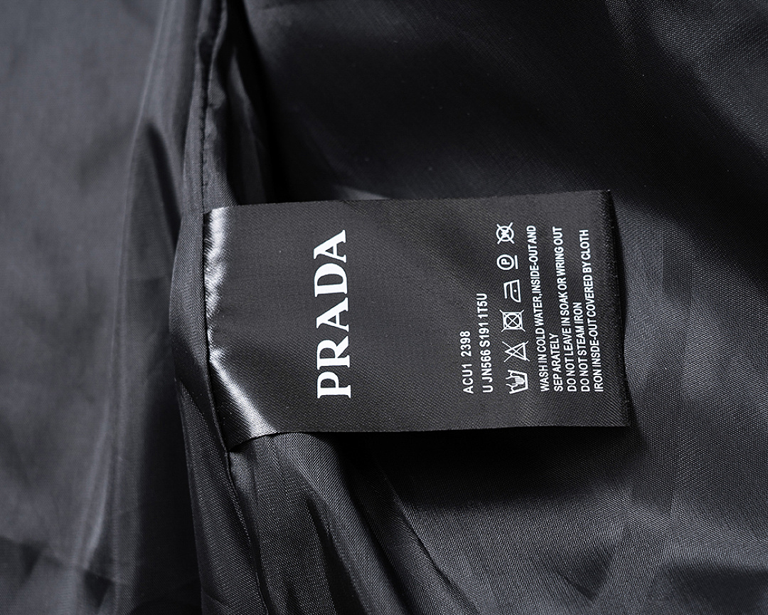 Prada Re-Nylon Hooded Jacket · PD25072 — תמונה 6