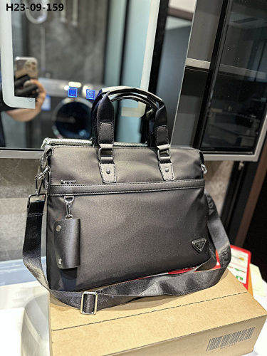 PRADA 45.89$    10194-T