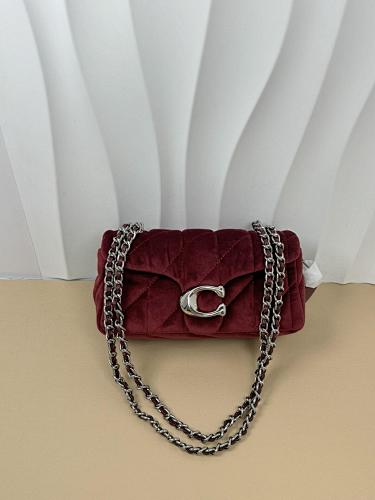 Coach 62.99$    10697-T