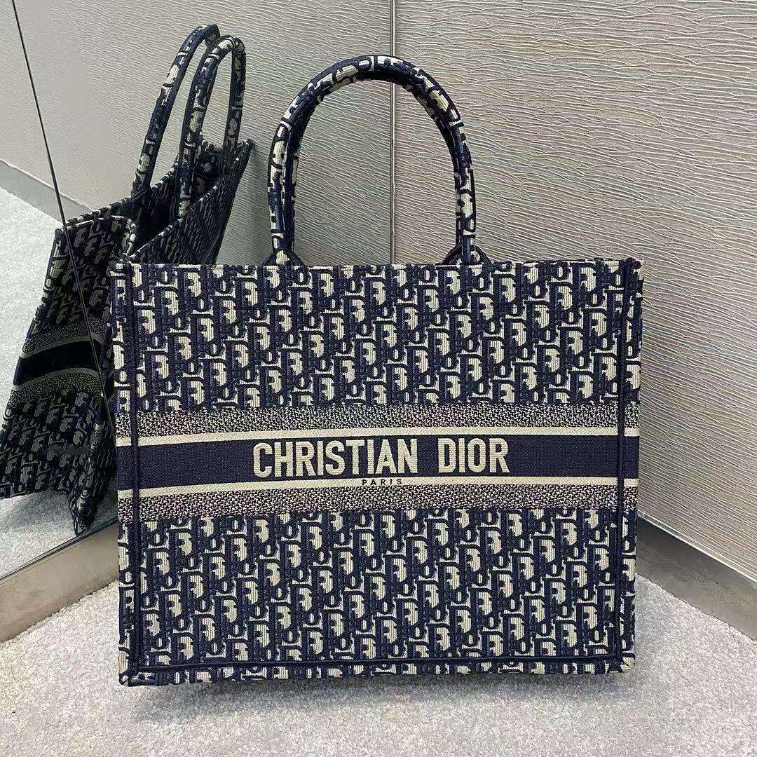 DIOR 72.99$ YZBB    10773-T
