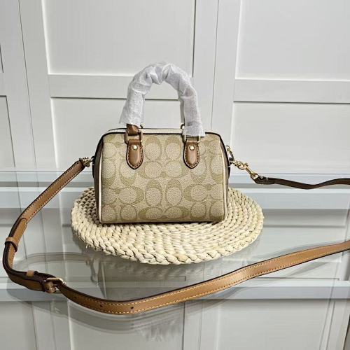 COACH 92.99$     11045-T