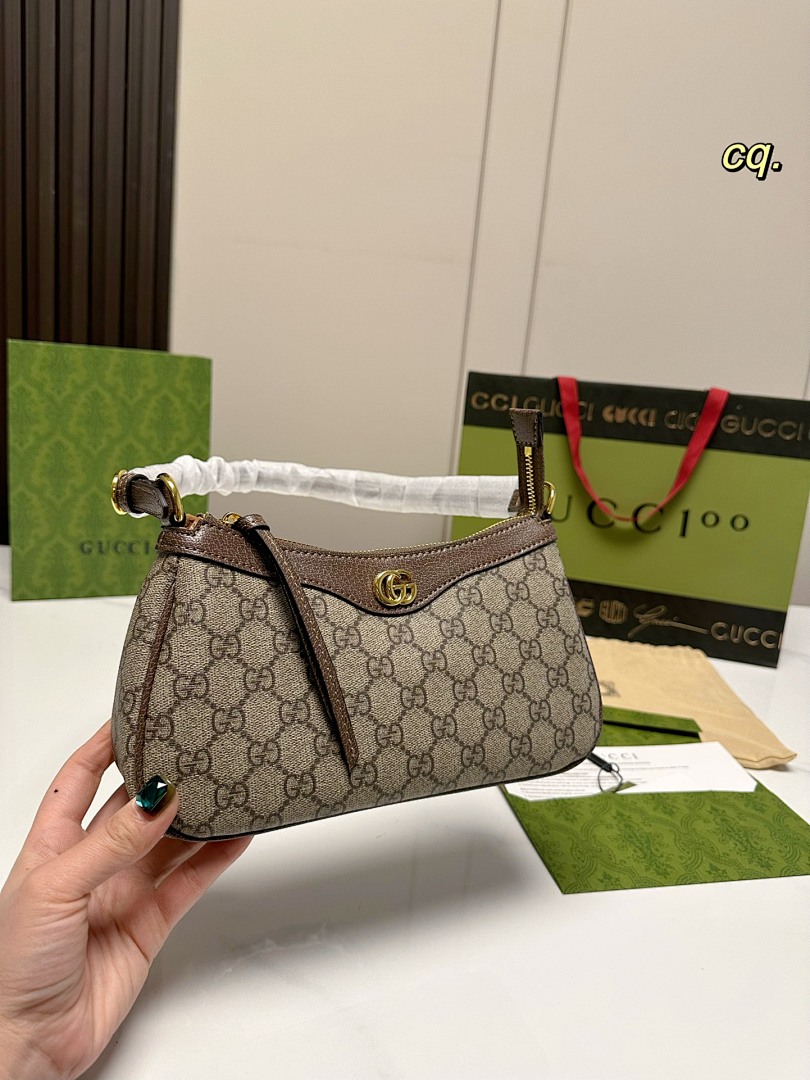 Gucci    306-10156-T