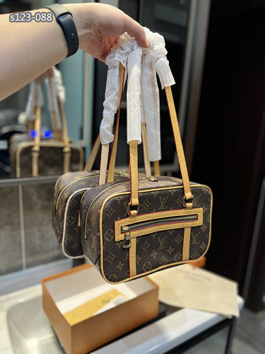 LV BOX+  57$    9461-T