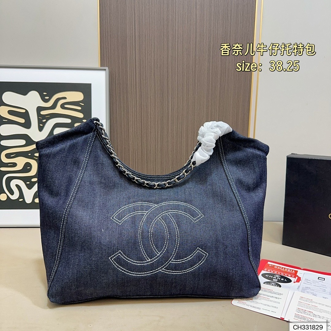 CHANEL 62.88$     code 306-10793-T