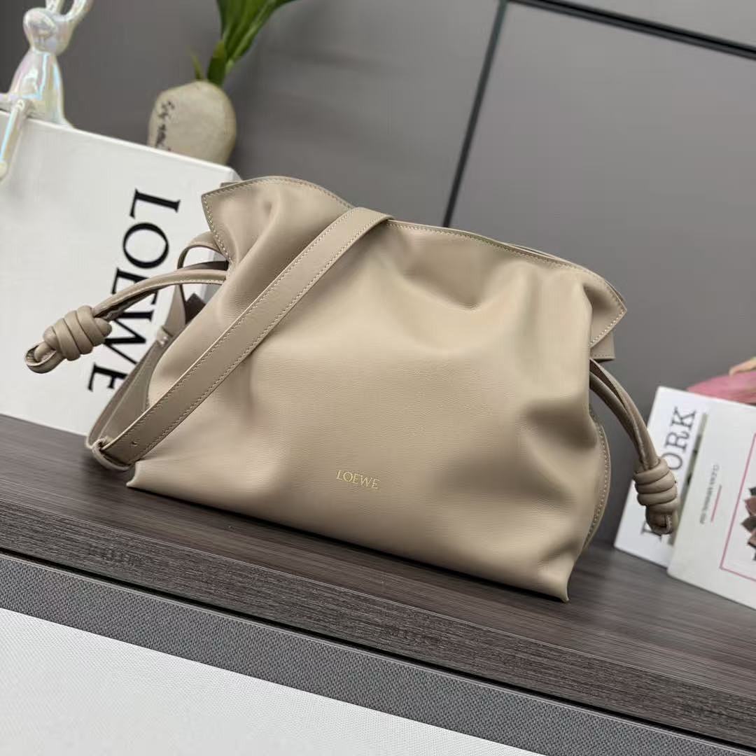 LOEWE 102.99$   11081-T