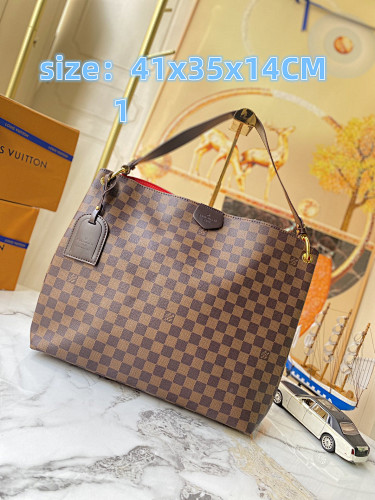 8579-T  LV 51.99$