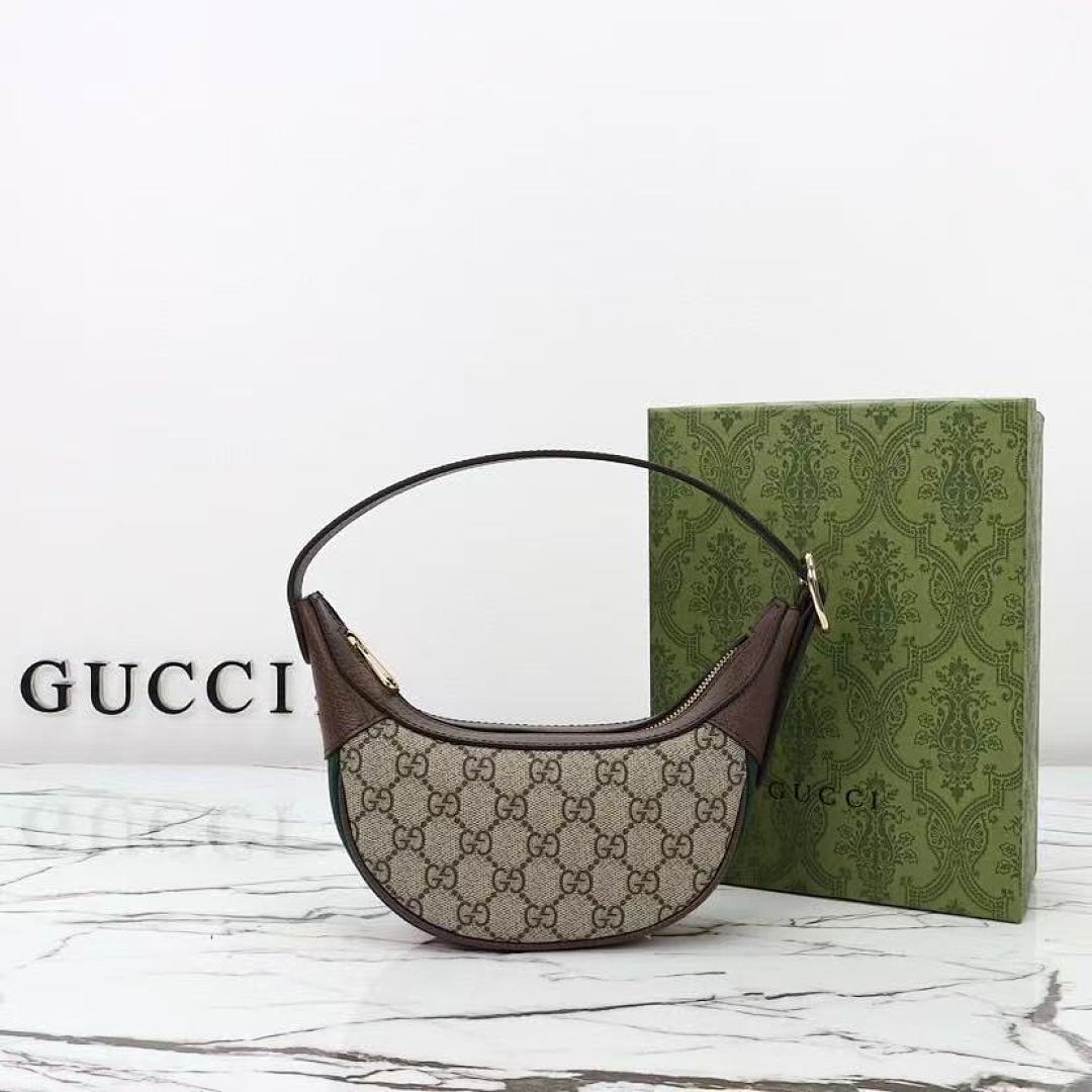 GUCCI 68$    11025-T