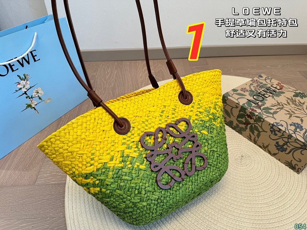 Loewe Anagram Basket Bag · 5154