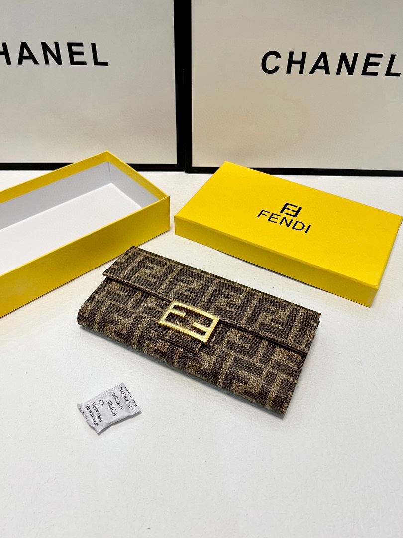 FENDI Continental Wallet · 4676 — תמונה 10