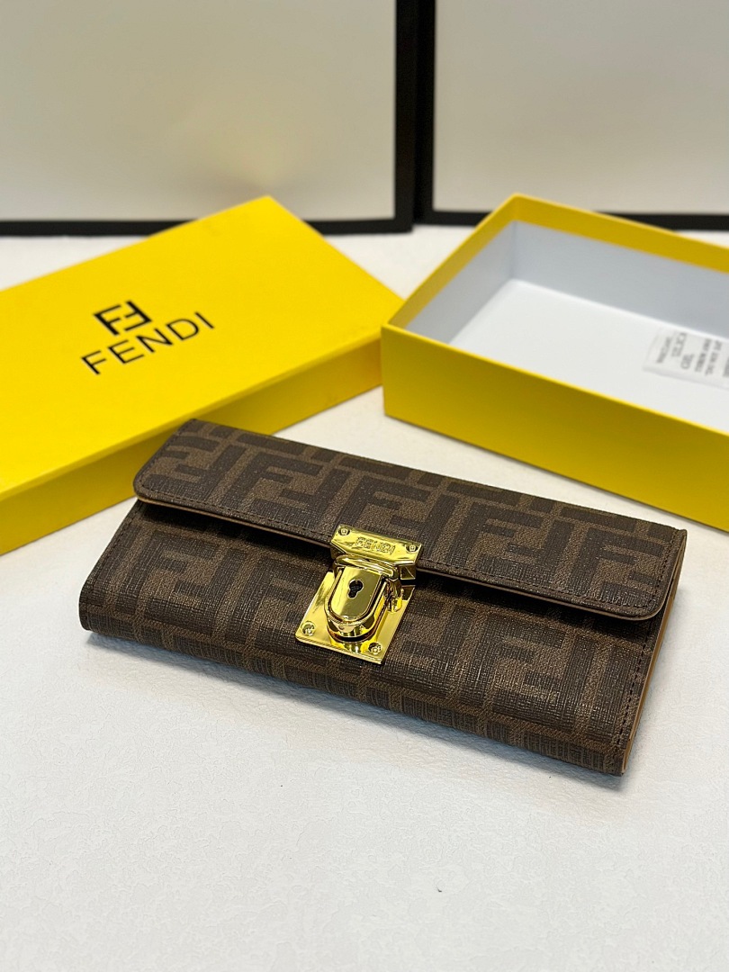 FENDI Continental Wallet · 4676 — תמונה 20