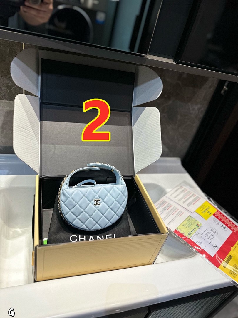 Chanel Chain Around Pouch Hobo · 5542 — תמונה 6