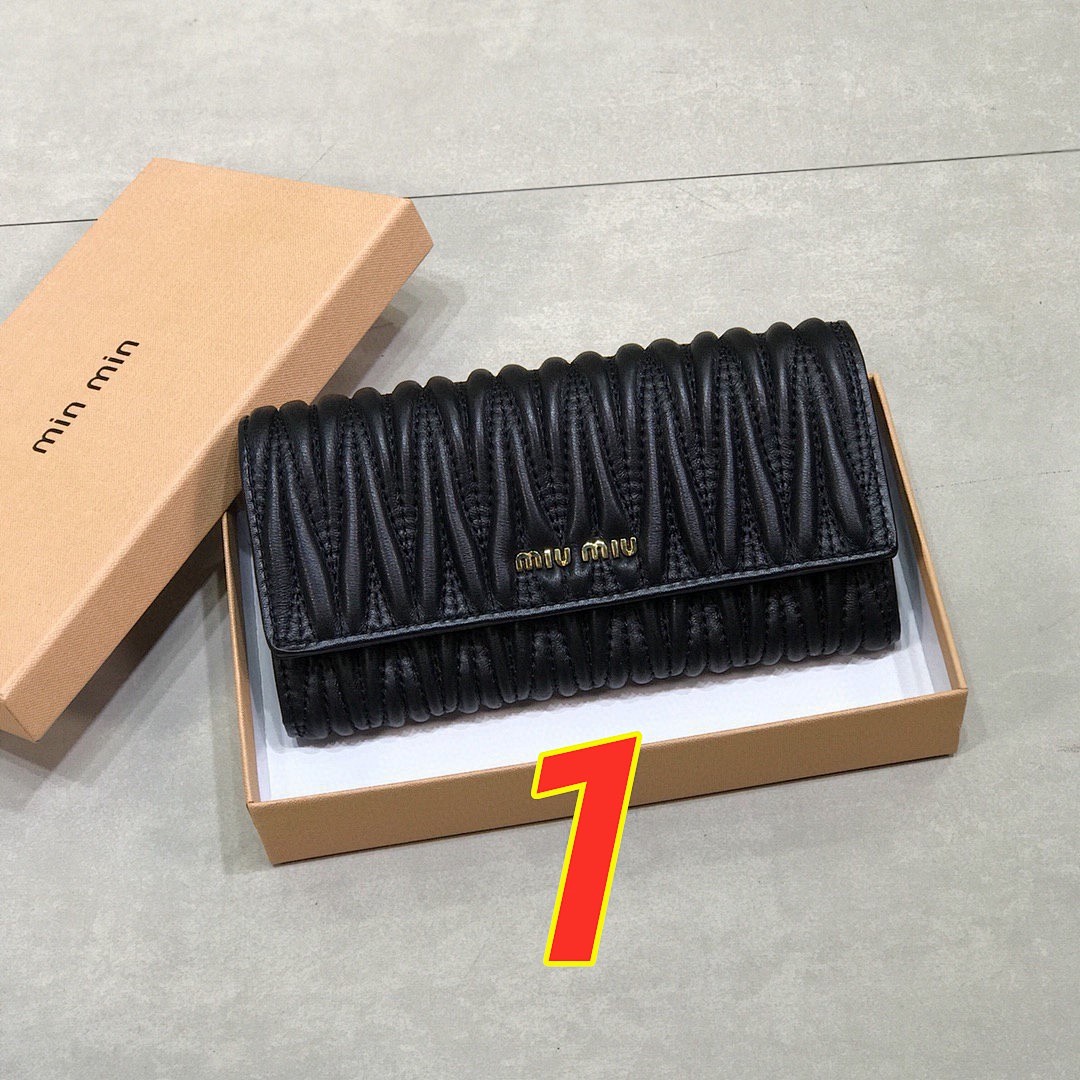 Miu Miu Matelassé Nappa Leather Wallet · 5481