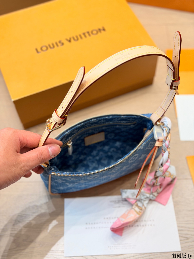 Louis Vuitton Boulogne PM Monogram · 6412 — תמונה 5