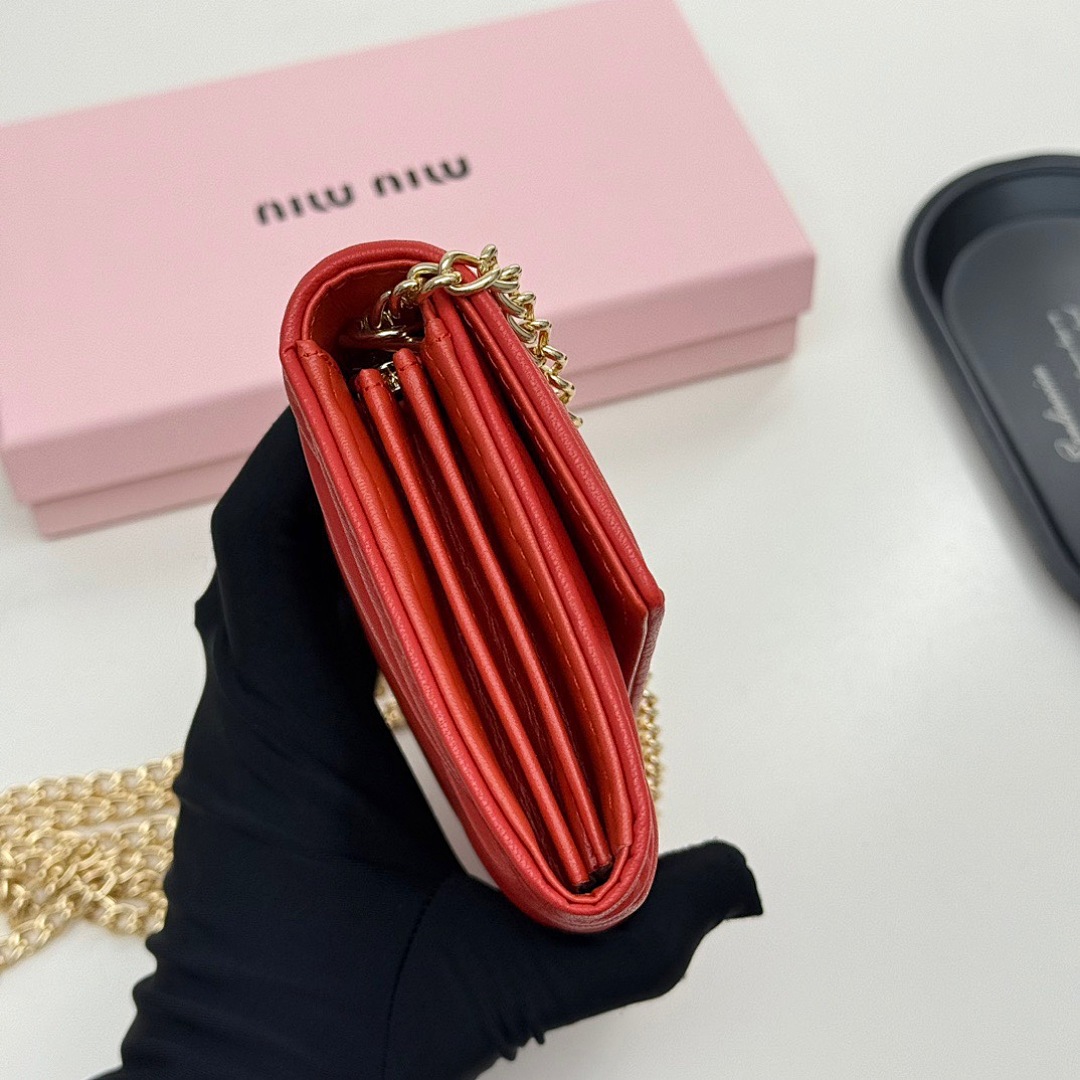 Miu Miu Small Matelassé Nappa Leather Wallet · 5546 — תמונה 16