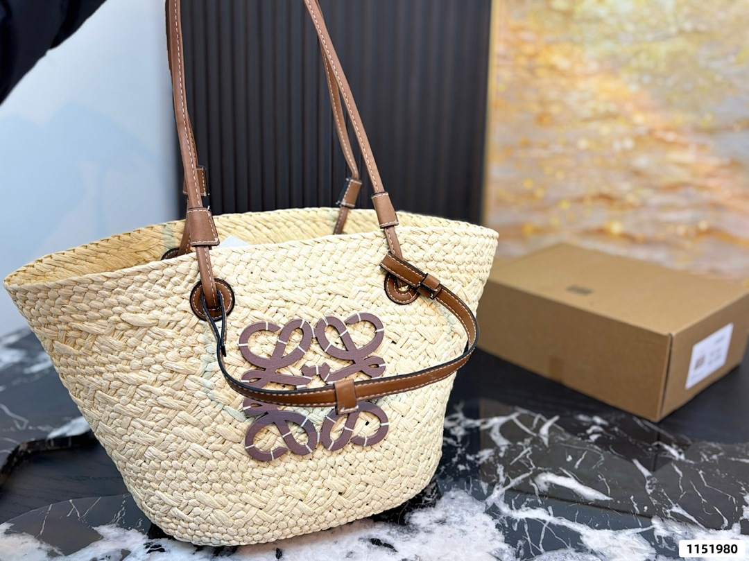 Loewe Anagram Basket Bag · 6234 — תמונה 8