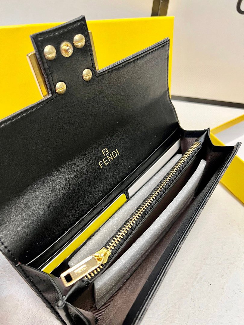 FENDI Continental Wallet · 4676 — תמונה 2