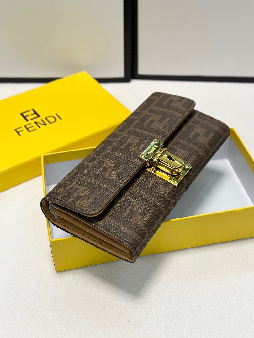 FENDI Continental Wallet · 4676 — תמונה 21