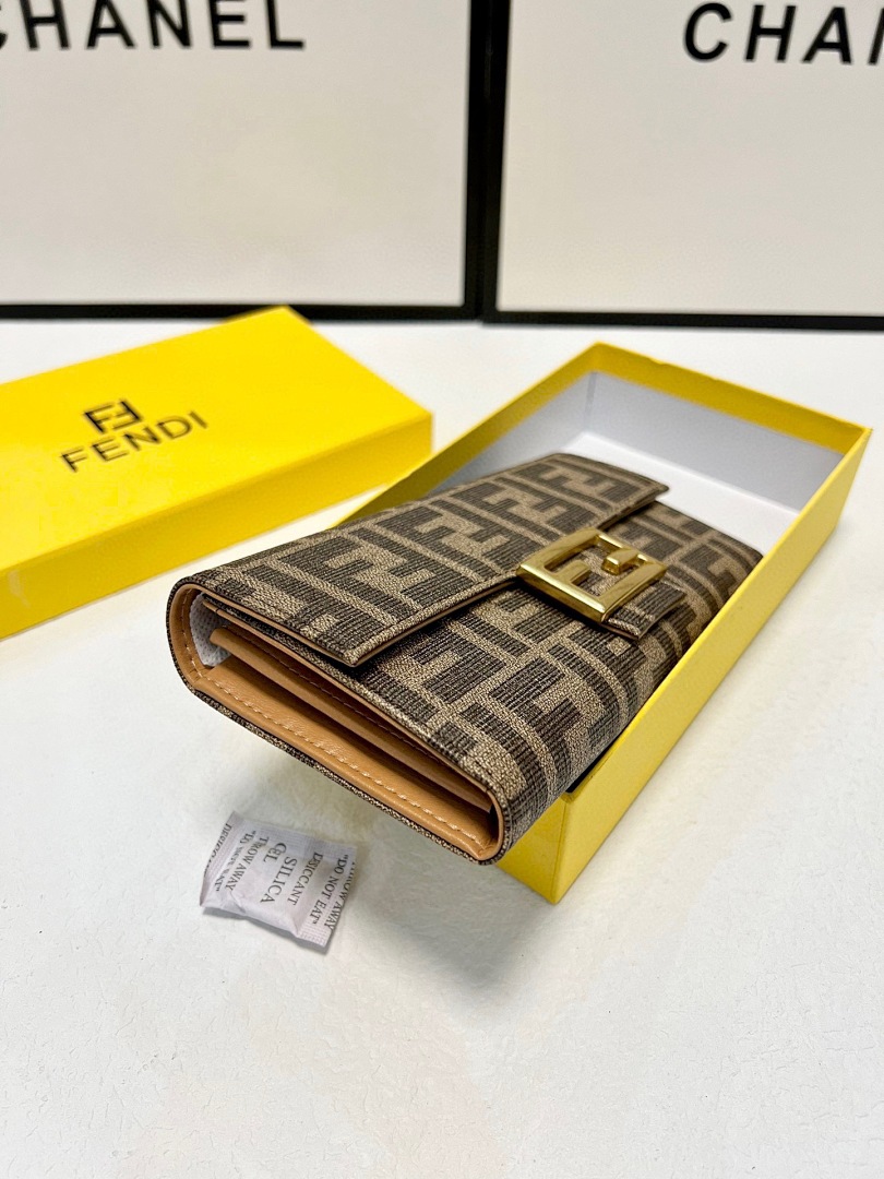FENDI Continental Wallet · 4676 — תמונה 8