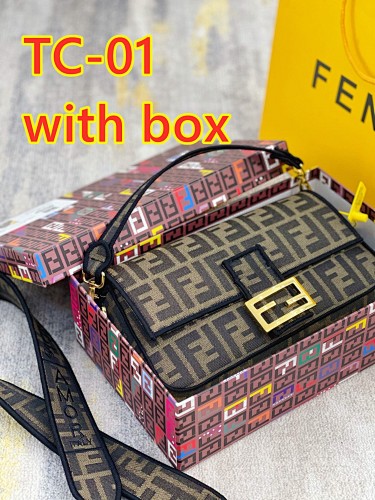 FENDI Baguette · 5948