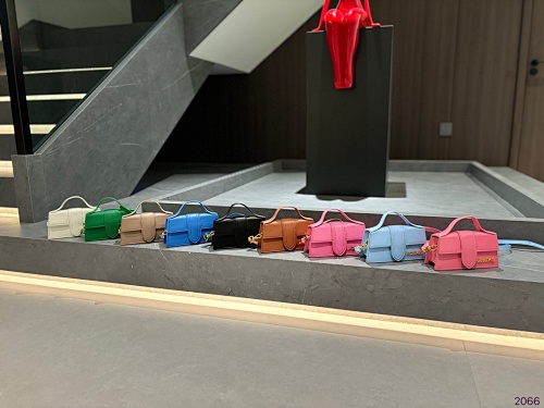 Jacquemus Le Bambino · 4821