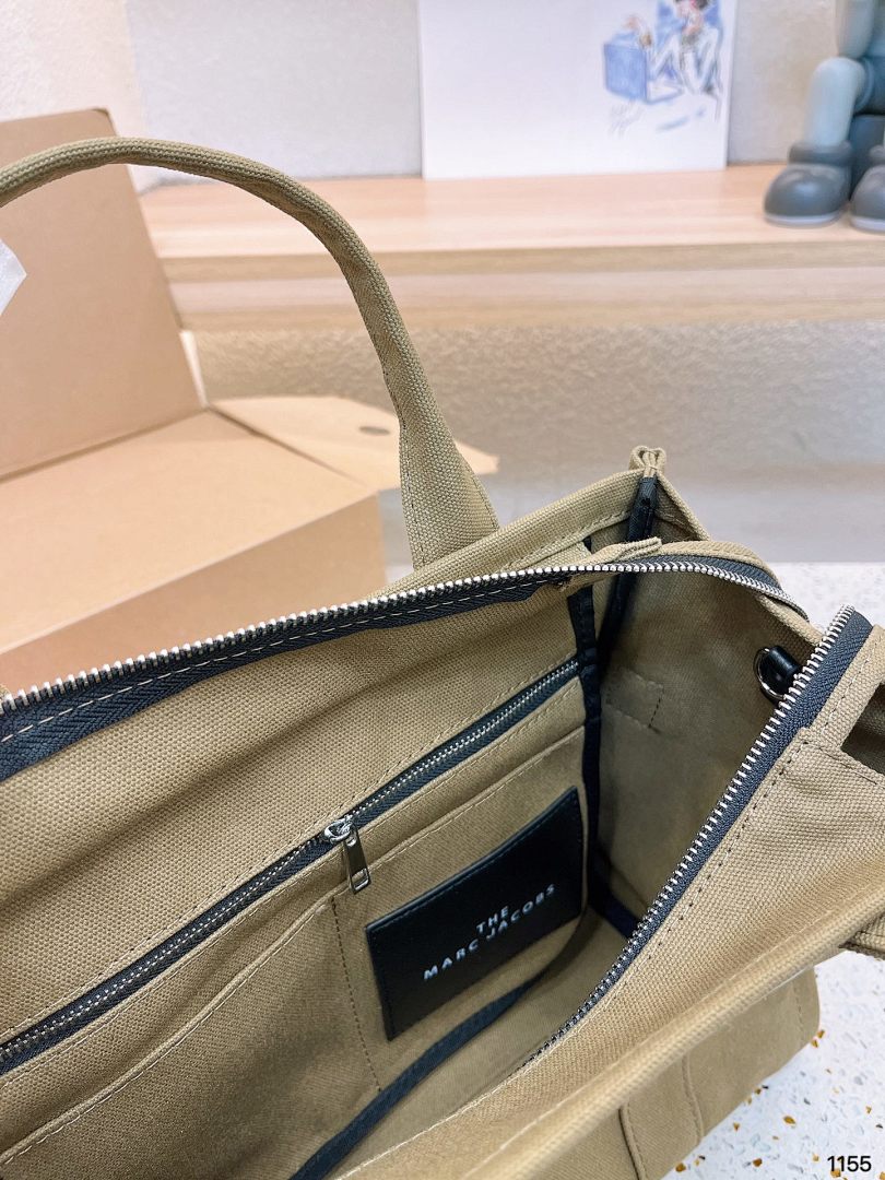 Marc Jacobs The Tote Bag · 4517 — תמונה 2