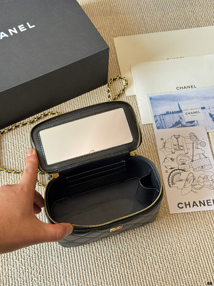 Chanel Pick Me Up Vanity Case · 5459 — תמונה 2